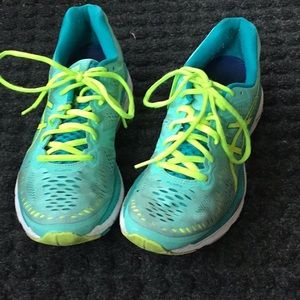 ASICS women’s Gel-Kayano 23 running shoes